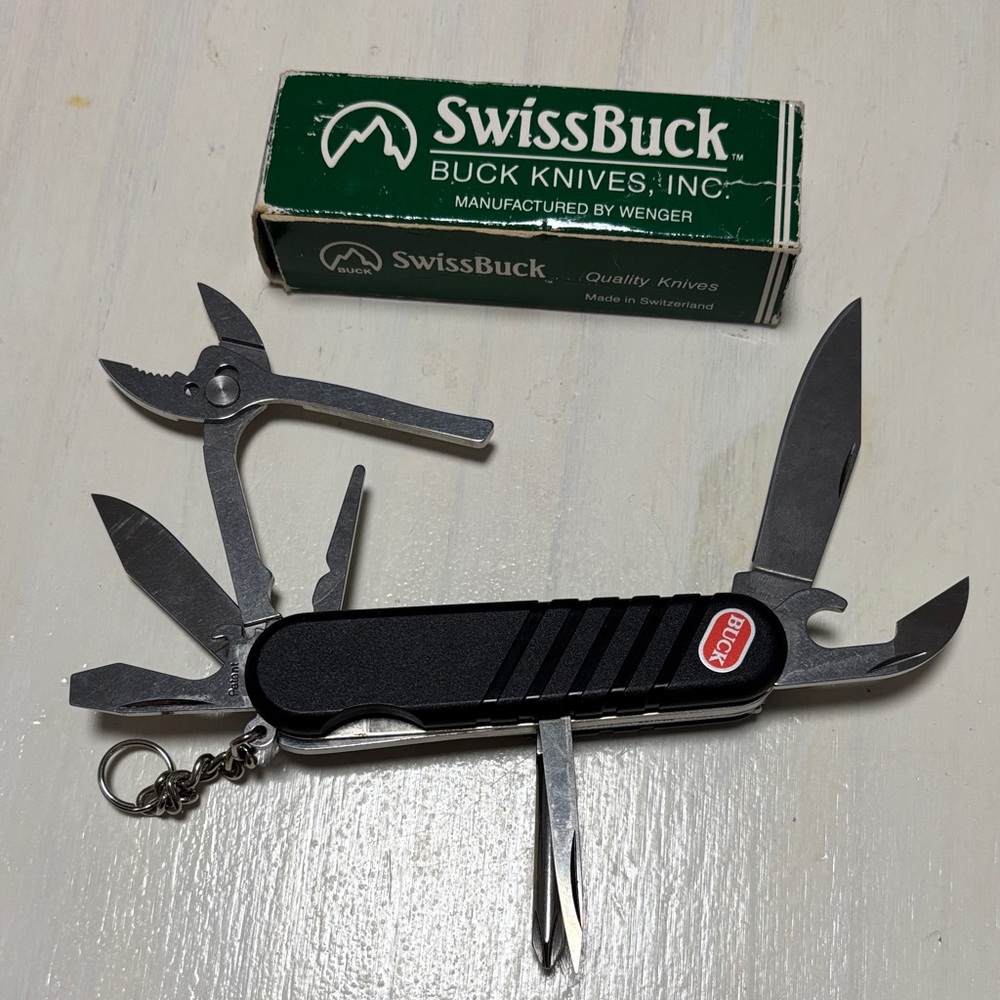 SwissBuck Multi-Tool Pocket Knife model 87501 unused